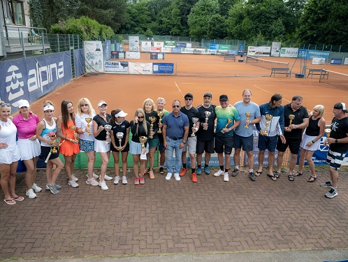 Přerov - Akuna Show 2026 odstartuje Letní tenisovou akademii Petra Huťky