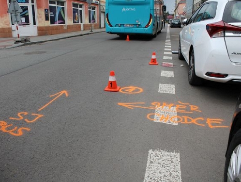 Přerov - Chodec po střetu s autobusem MHD skončil v nemocnici